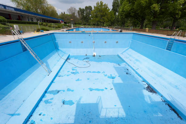 Best 24/7 water damage repair  in Colfax, IL